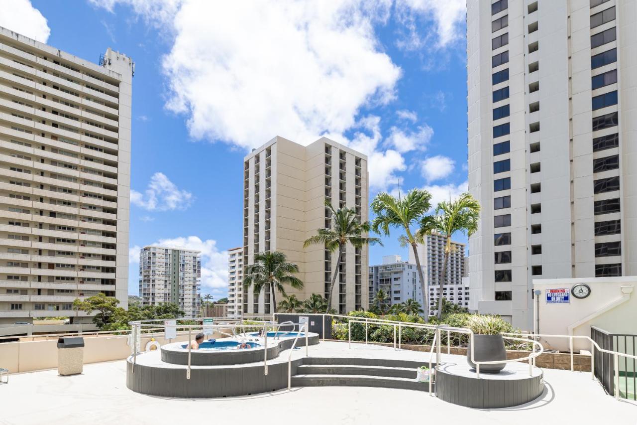 Ocean & Diamond Head Views - Near Beach - Parking! Honolulu Exteriér fotografie