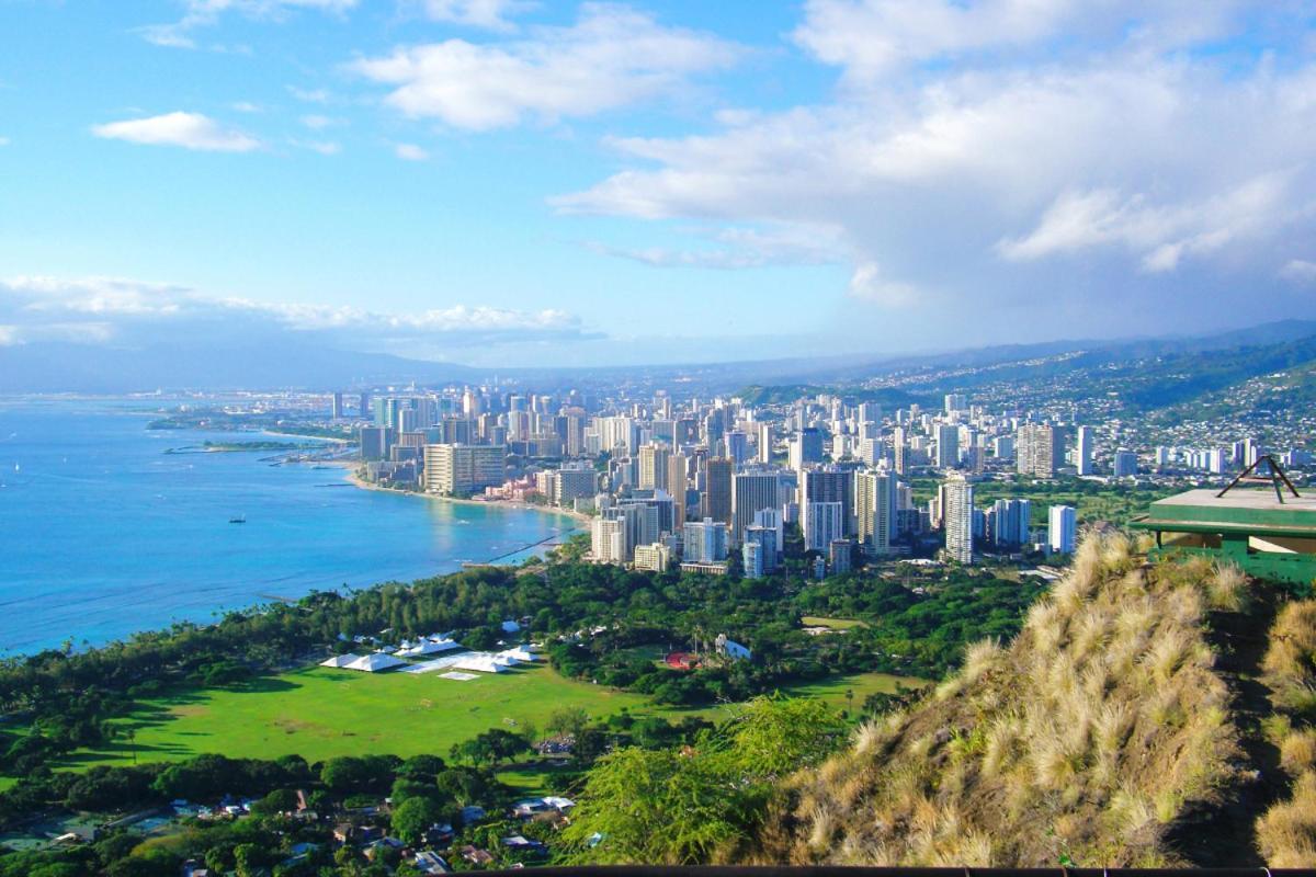 Ocean & Diamond Head Views - Near Beach - Parking! Honolulu Exteriér fotografie